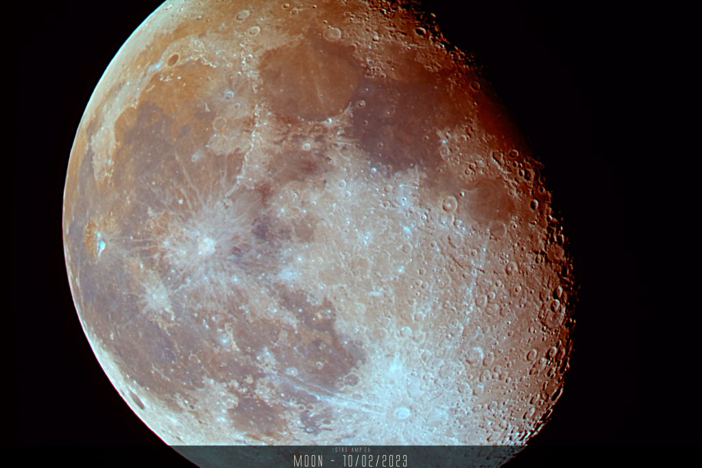 The Moon in mineral colors