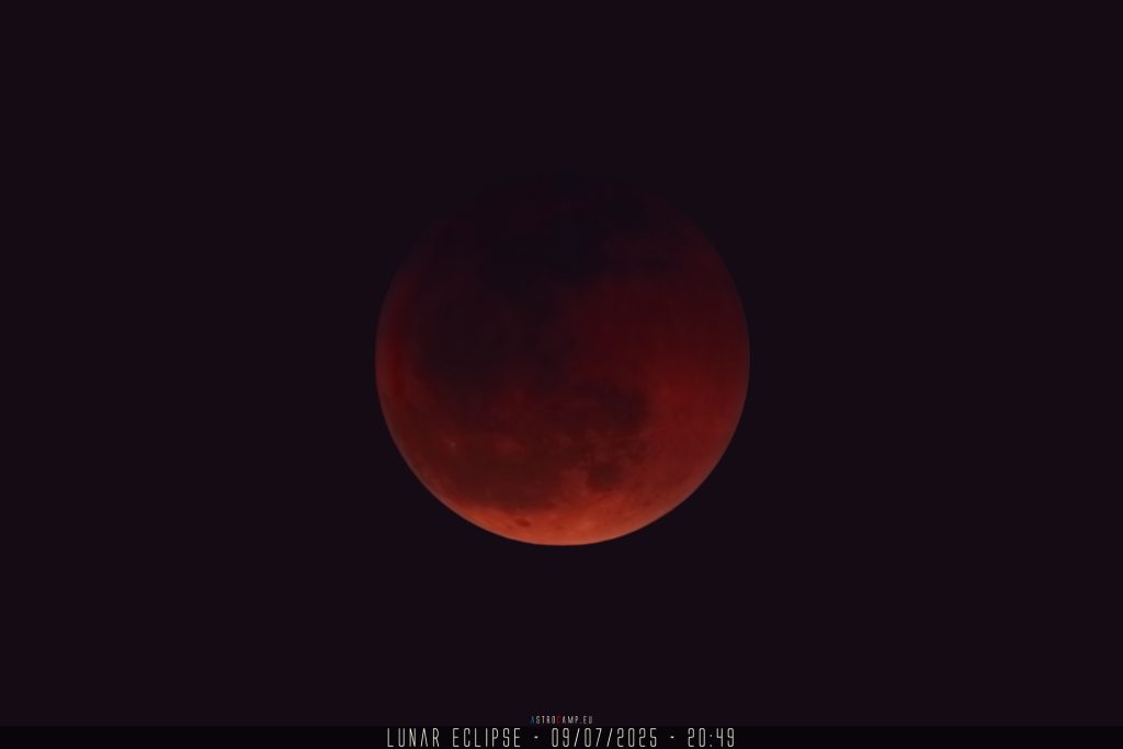 Lunareclipse v1 2049 en