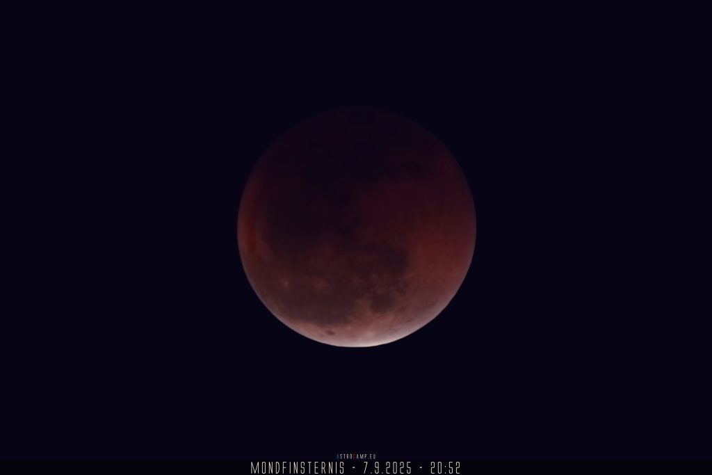 Lunareclipse v1 2052 de
